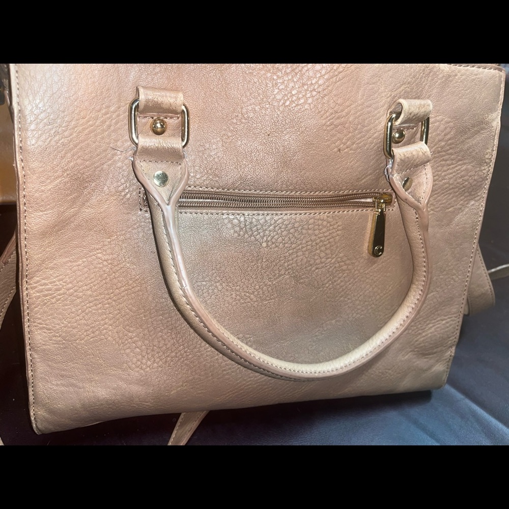 Purses - Picture 3 of 9